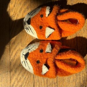 Cozy Fox Slippers for Kids - Garnet Hill